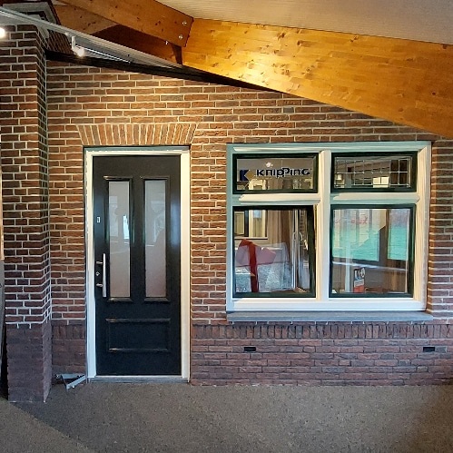 Vakmanschap renovatieproject met Knipping kozijnen in Twente