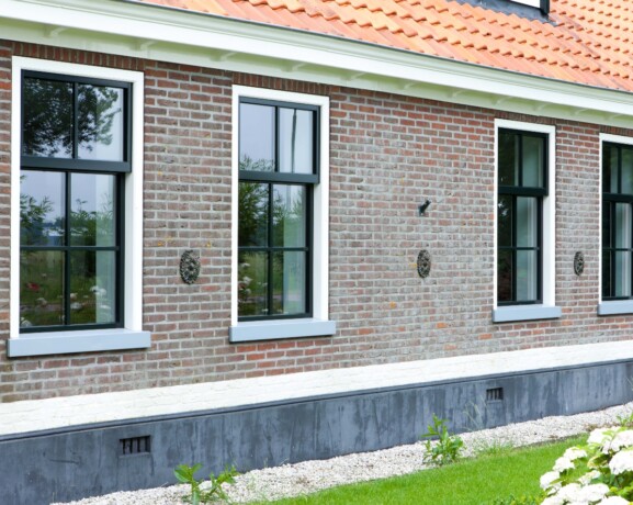 Moderne raaminstallatie voor duurzame woningbouw door Knipping